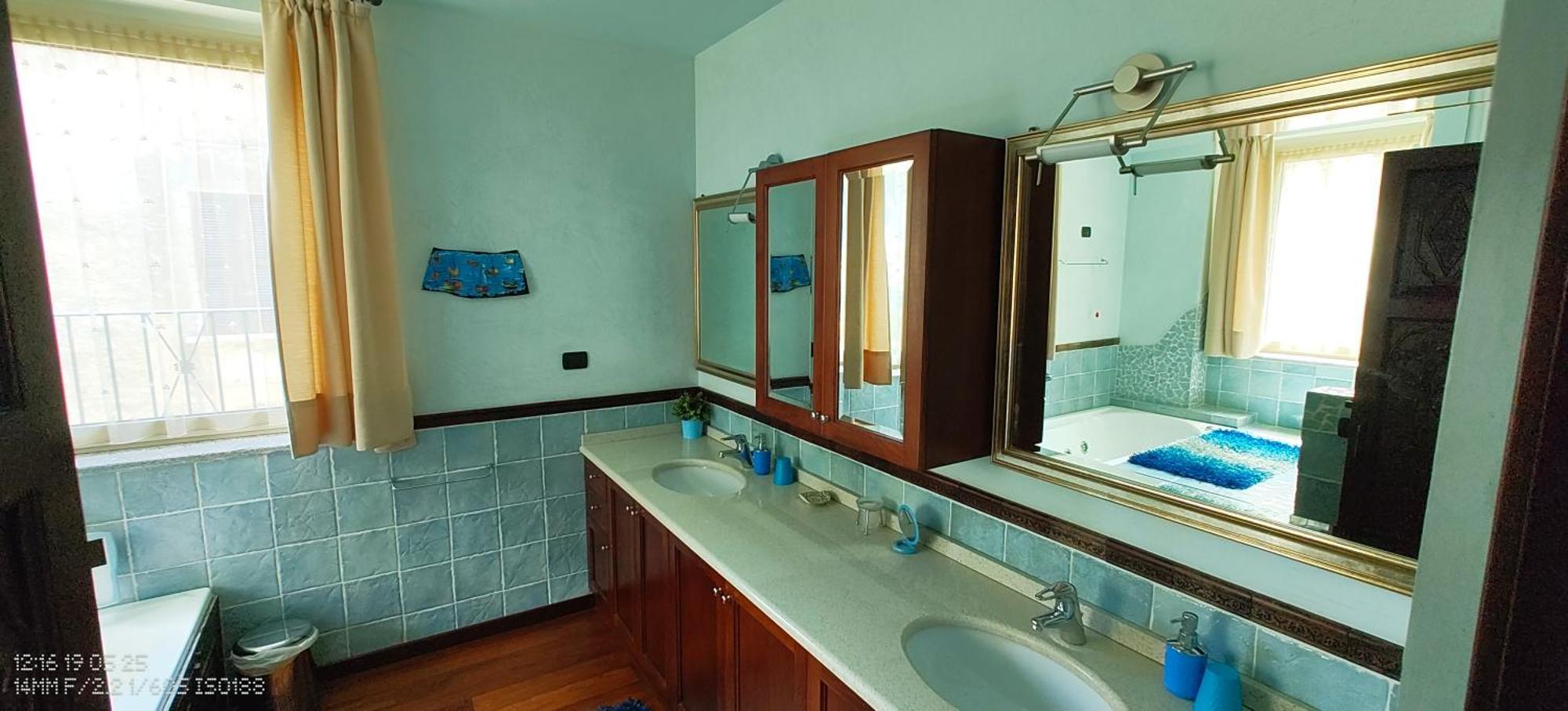 B&B Dolce Vista Al Lago Lugano Porto Ceresio Exterior photo